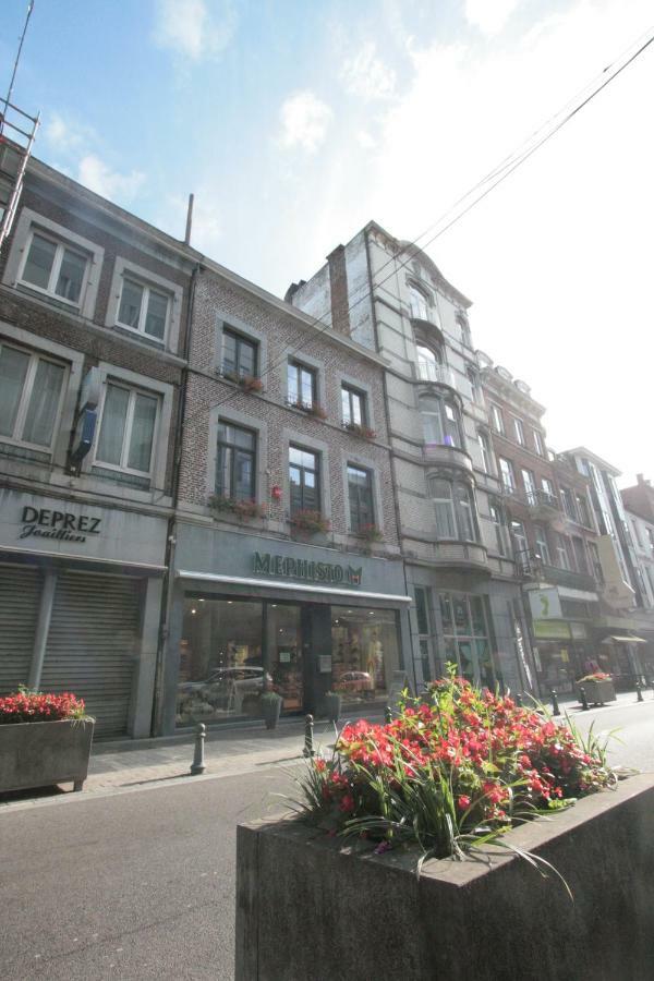 Amosa Liege City Centre Apart Regence 17 Exterior photo